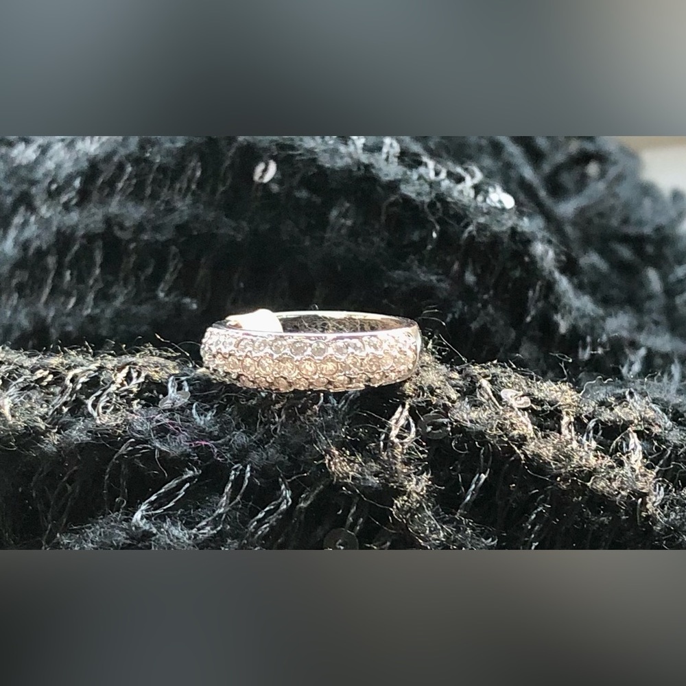 Austrian Crystal Silver Tone Ring - Picture 7 of 10